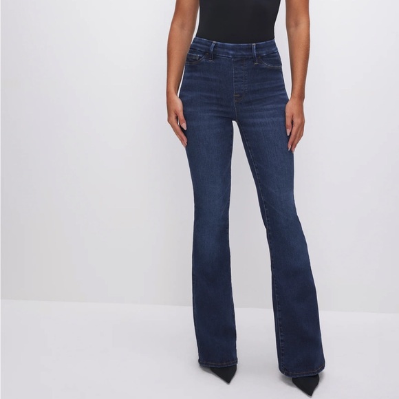 NWT Good American Power Stretch Pull On Flare Jeans - Picture 2 of 8